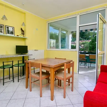 N131 - Numana, Delizioso Trilocale Con Terrazzo * Numana